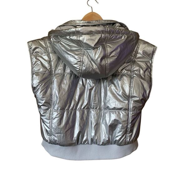 Daily Practice by Anthropologie Metallic Puffer Vest Silver Size S - Picture 5 of 12